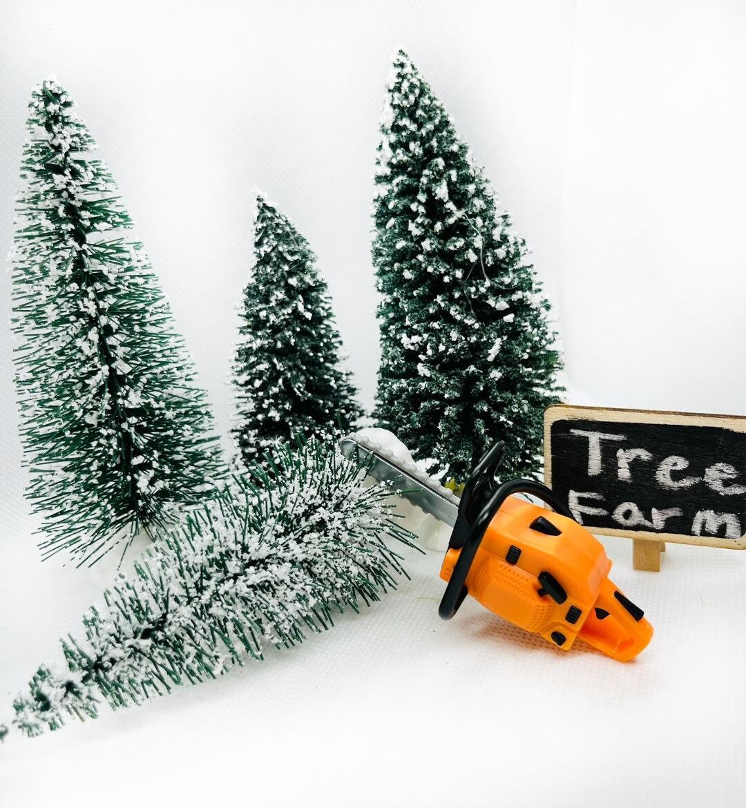 Miniature Chainsaw Elf Prop Christmas Tree Farm Dollhouse Tools