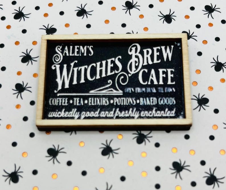 Puppenhaus Halloween Miniaturen: Kuchen, Latte, Terrarium Requisiten Black Frame