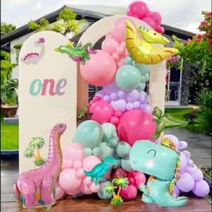 Girls Pink Dinosaur Balloon Garland / Dinosaur Birthday Balloon Arch / Pink Dinosaur Garland Kit /  Girls Party Decorations