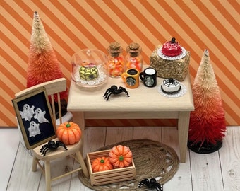 Dollhouse Halloween Miniature: Cakes, Candy, Mugs - 1∶12 Scale