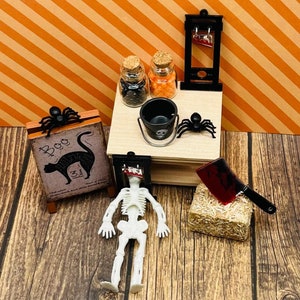 Dollhouse Halloween Props Fairy Garden Terrarium Diorama Miniature Scary Halloween Miniature Skeletons