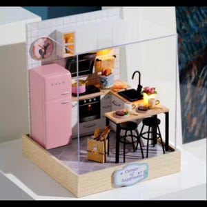 DIY Diorama Kitchen / 1:12 Scale Dollhouse Crafts / Miniature Doll Room / Diorama Box Kit