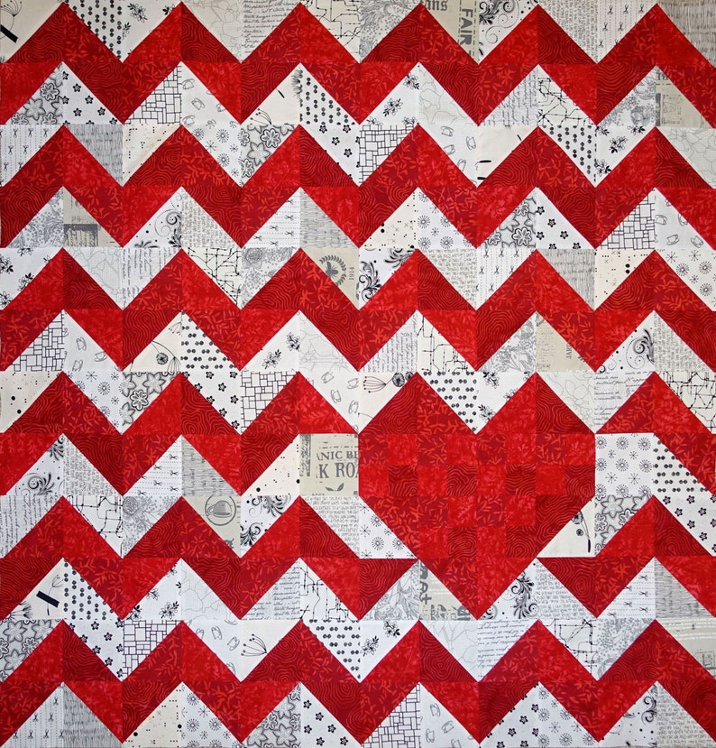 iHeart Chevrons Quilt Pattern PDF Valentine 5 Sizes Heart image 2
