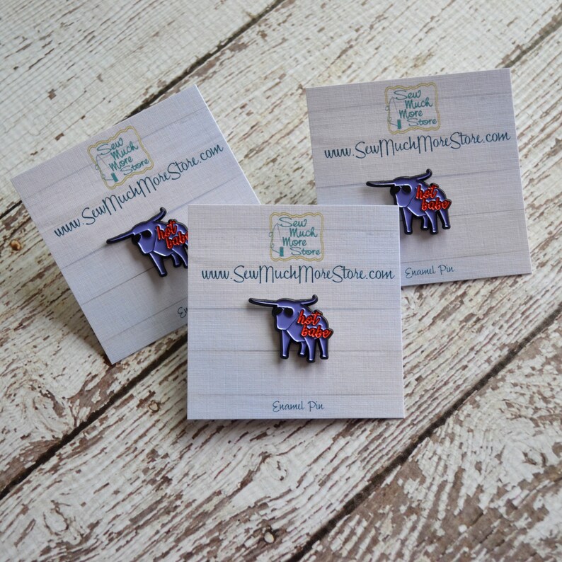 Listo para enviar, Pin de chica guapa, Pin esmaltado de Babe el Buey Azul, Pins lindos para mochila, Regalo de Paul Bunyan, Pin divertido, Pin esmaltado con juego de palabras, regalo para ella READY SHIP-3 Pack