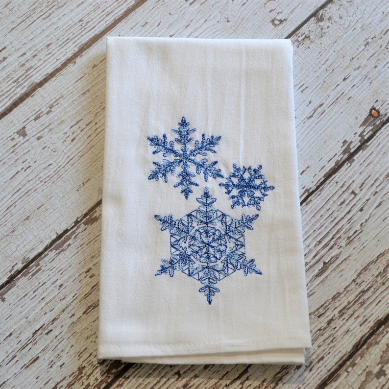 Lace Snowflake Embroidered Tea Towel, Embroidered 30x30 Floursack Towel, winter home decor, kitchen towel, seasonal towel, pretty snowflakes image 5