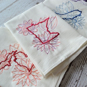 State Spring Tea Towel, Gift for Mom, Mothers Day Gift, Spring Home Decor, Embroidered, Dish Cloth, Floursack Kitchen, floral, all 50 states