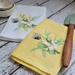 Spring Busy Bee Embroidered Tea Towel, Spring Floral Kitchen Decor, Farmhouse Style Dish Towel, bumble bee, honey bee, summer, floursack