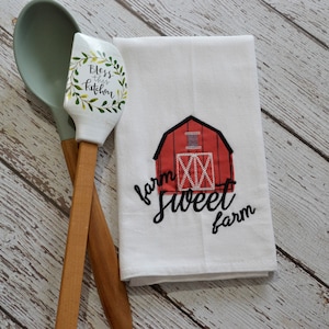 Farm Sweet Farm Embroidered Tea Towel, Embroidered Floursack Towel, Arrows, Country Kitchen Towel, Farmhouse Decor, Dish Towel