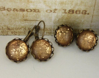 Earrings Gold and Bronze - Cabochon earrings with matt, gold glittering Cabochons /  SELECTION: lever back or stud earrings