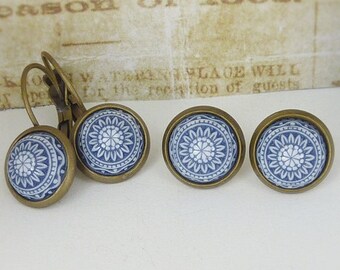mosaic cabochon earrings bronze + blue / SELECTION: lever back or stud earrings