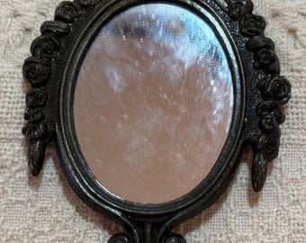 Espejo metálico italiano antiguo