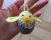 Easter chick hanging ornament - Hatching egg chicken - Crochet Easter decoration - Spring, Easter tree, home decor