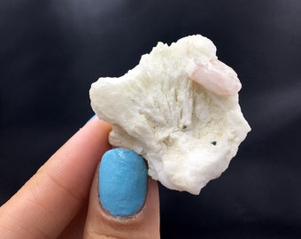 Pink Apatite Feldspar UV Fluorescent Sweet Graphic Miniature Raw Crystal Cluster Rocks and Minerals Mineral Specimen Pakistan