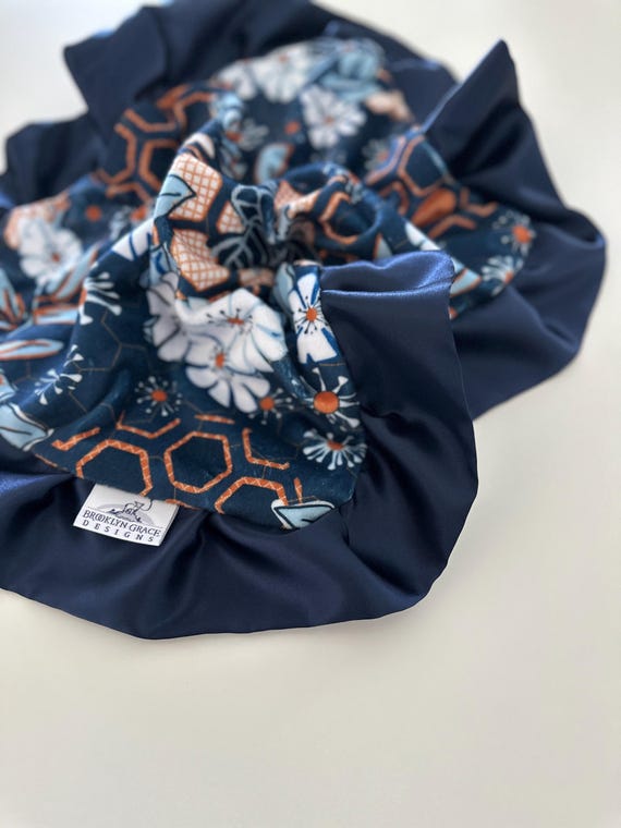 Bumble Bee Baby Lovie Blanket: Floral Minky, Navy Satin Trim