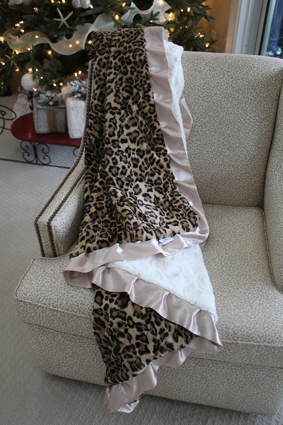 Plush Soft Leopard Adult Minky Blanket Couch Throw Blanket Plush Sand Beige Black Leopard Animal Print Ivory Backing Champagne Gold Satin Etsy Canada