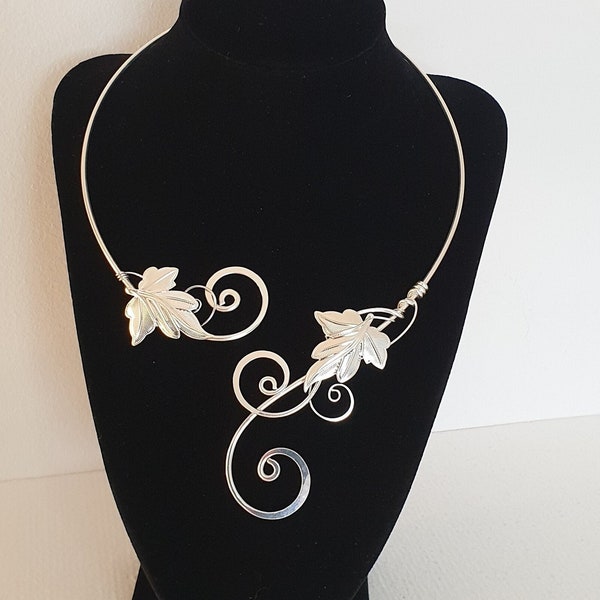Silver ivy necklace, elven leaf statement collar, elven wedding torc