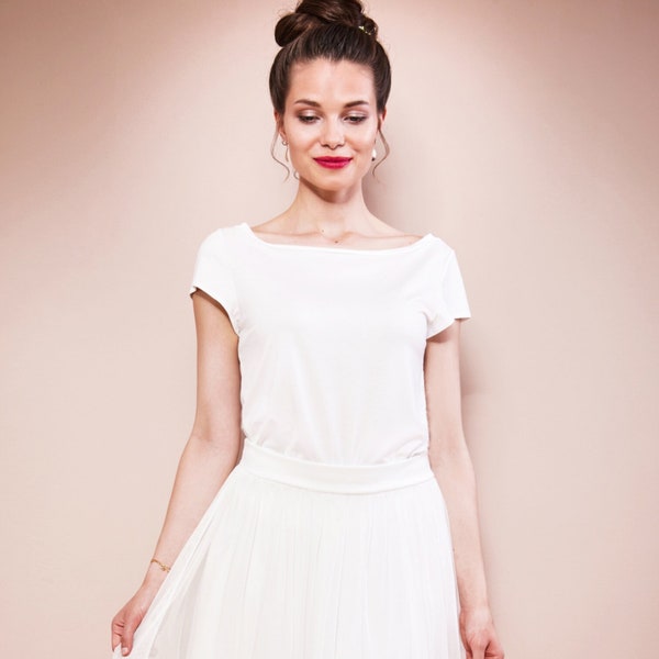 Simple bridal top with short sleeves, boat neckline and back slit, wedding dress two-piece registry office LOVE