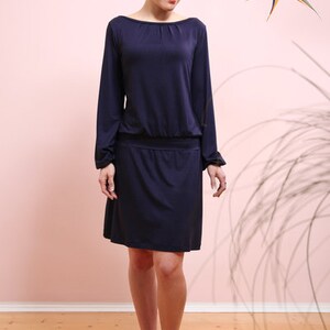 Dress VALERIA with long sleeves in navy blue image 2