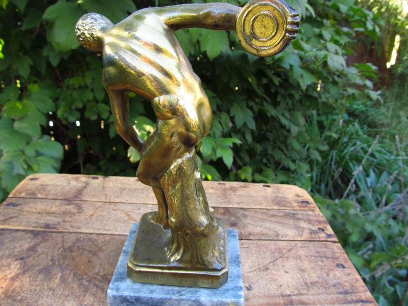 Vintage Cast Metal Greek Statue Discobolus Statue zdjęcie 3