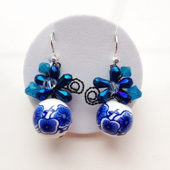 dark blue jewellery
