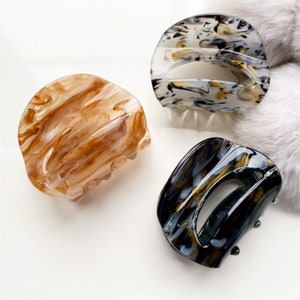 Medium Hair Claw Clip: Half Moon Hair Bun Holder