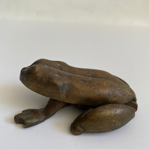 Frog Box is Vintage Brass Small Hinged Box