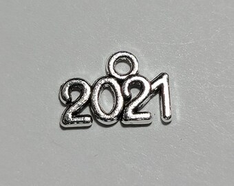 Happy New Year charm Heart Charm with Rhinestone Happy New Year heart charm 5 pieces Stamped Heart new year gift diy B45705H