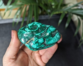3" Green swirl Malachite polished freeform