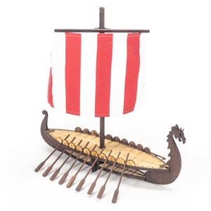 Magnetic Viking Longship with Mast, Yard and Sail for TTRPGs like D&D, Pathfinder, Daggerheart | Painted, Ready for Use