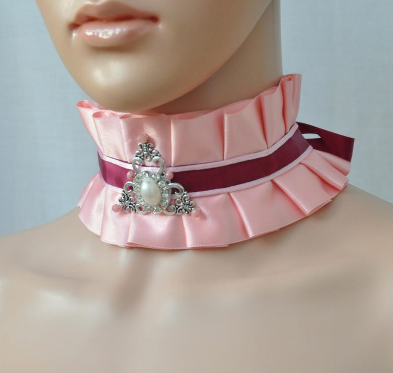Lolita choker VICTORIAN pink choker ROMANTIC pink COLLAR pastel gothic choker Pink elegent satin necklace pink burgundy kawaii collar