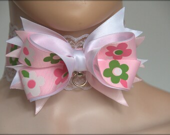 Gargantilla blanca y rosa, gargantilla de anillo O, collar lolita con lazo de flores rosas, collar DDLG, collar kawaii rosa dulce, gargantilla BDSM rosa, juego de mascotas