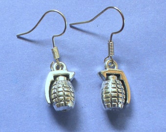 FT369 Hand Grenade 1.9x2.7cm Pair of Cufflinks Made From Fine English Modern Pewter