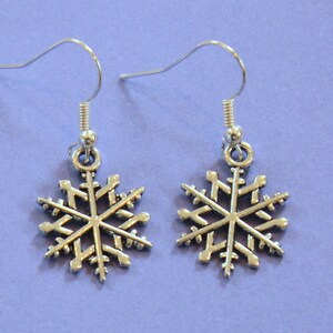 Christmas Earrings,Snowflake Earrings,Xmas Earrings,Festive Earrings,Snowflake Charm,Festive Jewellery,Xmas,Secret Santa,Stocking Filler