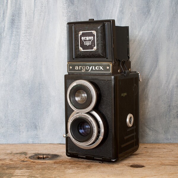 Vintage ARGUS Argoflex Camera, Argoflex E Twin Lens Reflex Camera, 75mm f4.5 Lens