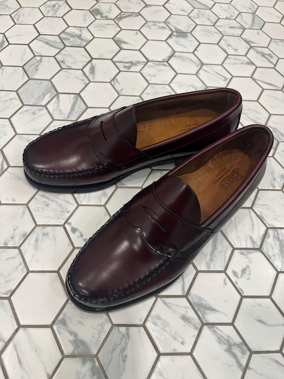 G.H. Bass, NOS Vintage G.H. Bass Weejuns Wilton Penny Loafers El Salvador Men's 7.5D Deadstock