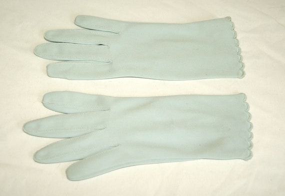 Vintage 1960's Women's Pale Blue Cotton Gloves, M… - image 1