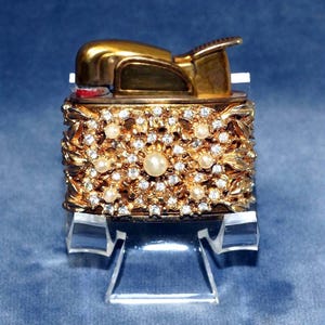 Beautiful Evans Filigree Pearl & Rhinestone Pocket Cigarette Lighter, Vintage Gold Tone 1950s Bling Lighter, RARE WORKING