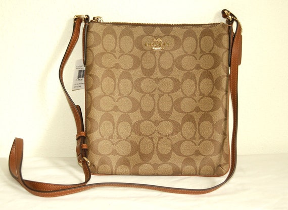 Pre-loved Authentic Coach Bag, Women's Fashion, Bags & Wallets, Purses &  Pouches on Carousell