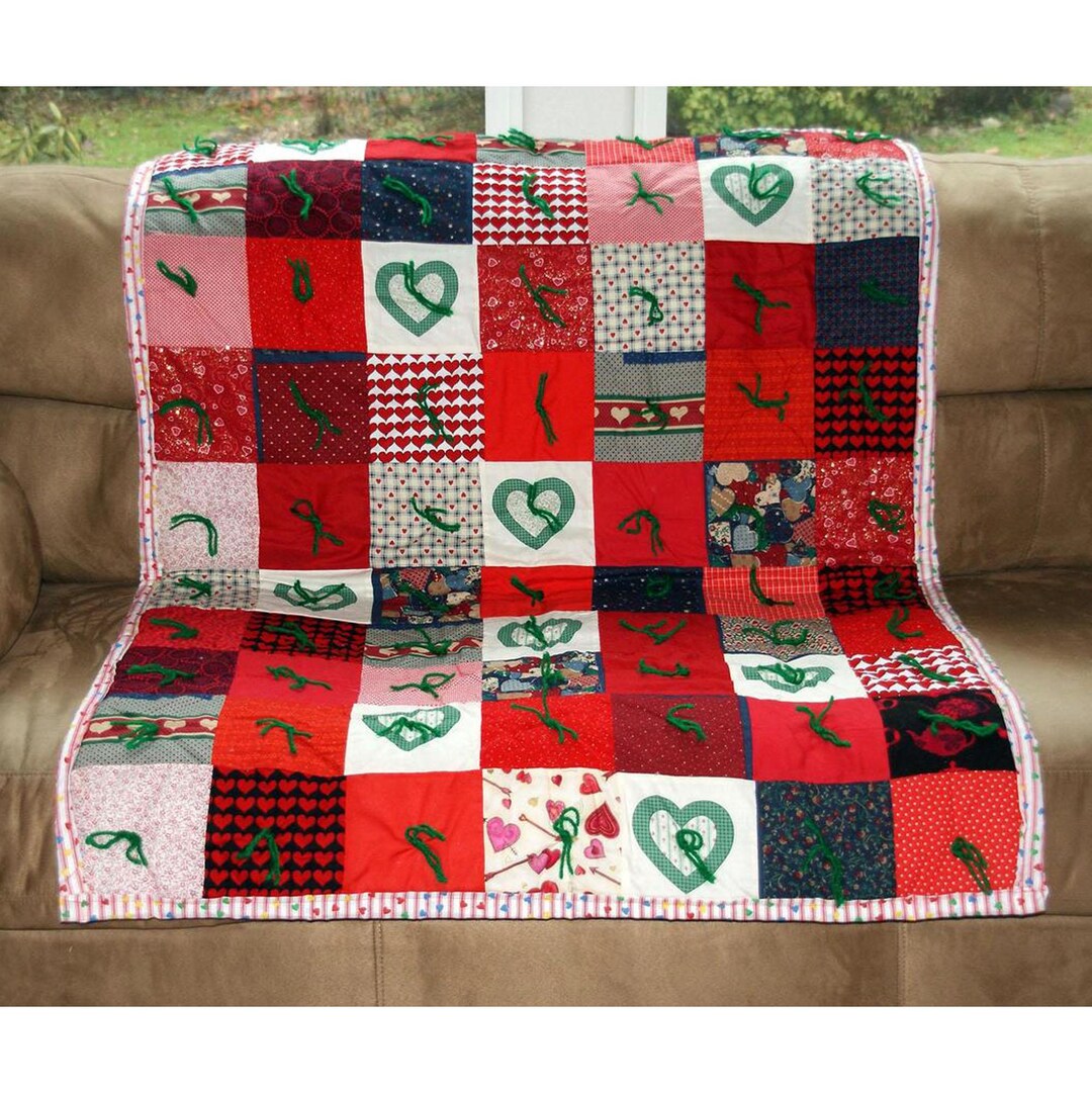New, Handmade Heart Patchwork Quilt, Valentine's Day Red Green White ...