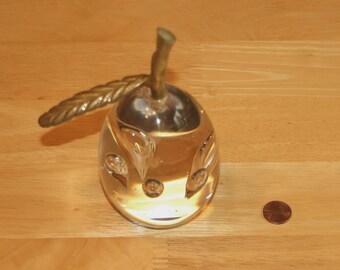 Vintage 1970s Pear Art Glass Paperweight, Controlled Bubble Glass & Brass Figurine Bullicante Crystal