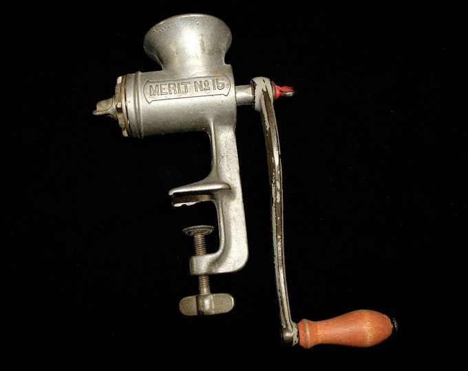 Rare Vintage Merit No. 15 Meat Grinder, 1930's Hand Crank Table Top