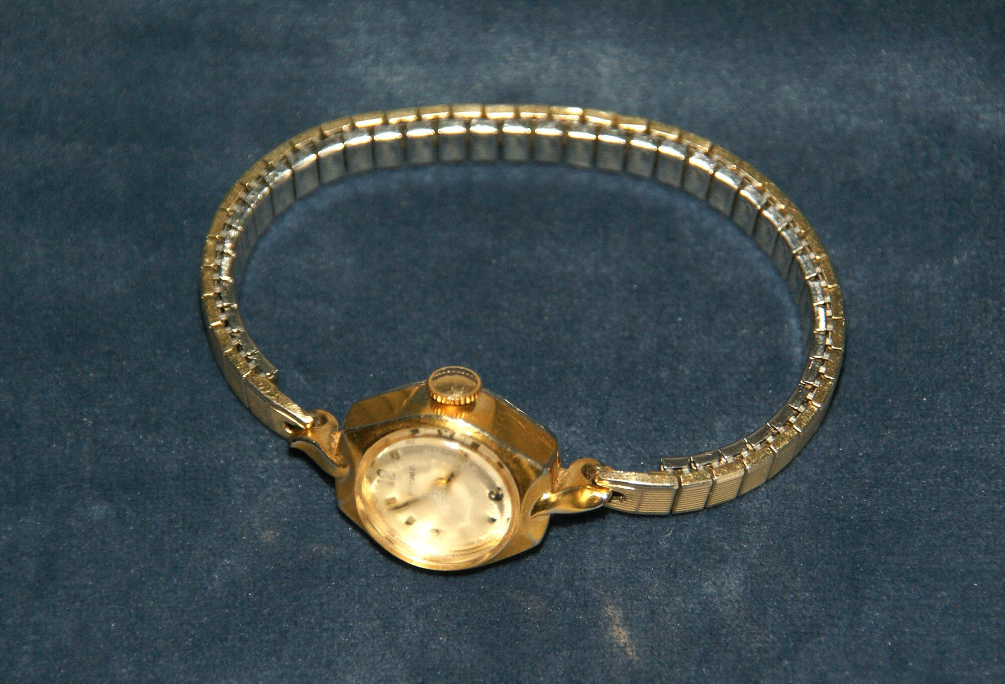 Vintage benrus 14k gold ladies watch sale