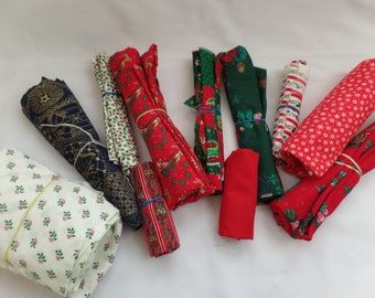 Vintage Christmas Fabric Remnants Scrap 2 LB Lot Red Green White Navy Gold