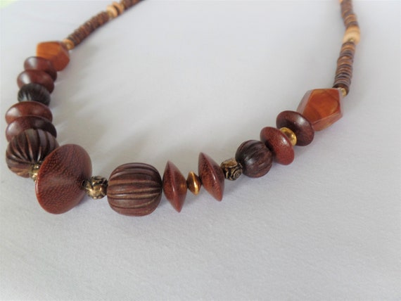 Vintage 30" Wood-Look Bead Necklace, Barrel Screw… - image 1