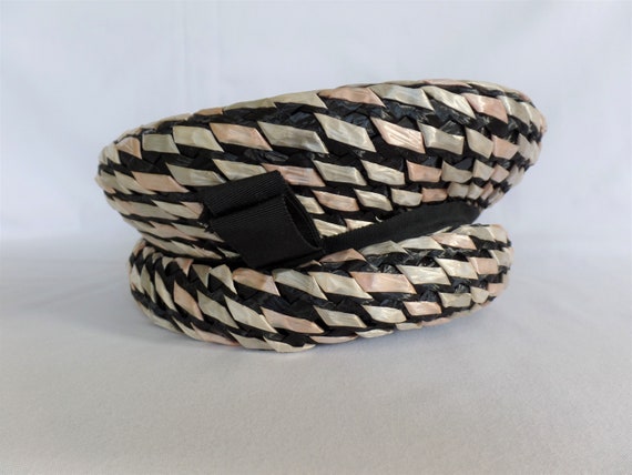 Vintage Ladies Hat Black White Pink Pillbox, Unit… - image 4