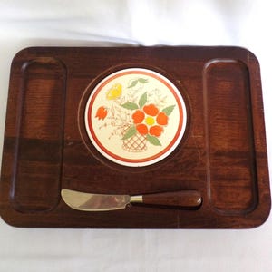 Vintage Cheese Cracker Tray/ Board w/ Knife Wood & Tile Holiday Party Hosting 1970's Entertaining Serving Orange Yellow Floral Rectangular