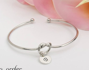 Personalized Silver Knot Bangle Personalized Bridesmaid Tie The Knot Bangle Bridesmaid Gift Love Knot Bangle Bracelet