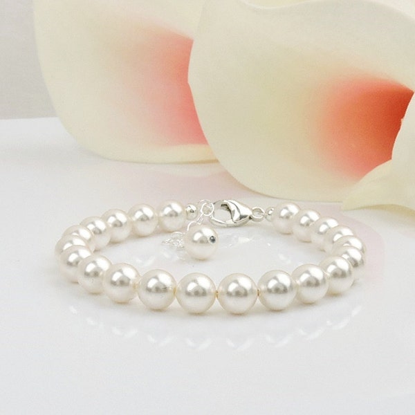 Single Strand Swarovski Pearl Bridal Bracelet Bridal Jewelry Simple Pearl Bracelet Classic Pearl Bridal Bracelet