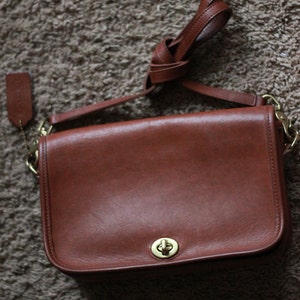 1970s vintage Coach brown leather handbag image 1