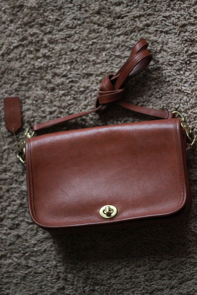 1970s vintage Coach brown leather handbag image 1